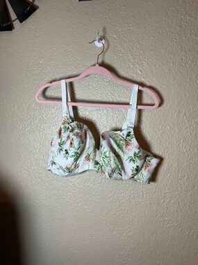 Lane Bryant Cacique Lightly Lined Balconette Bra Size 42C